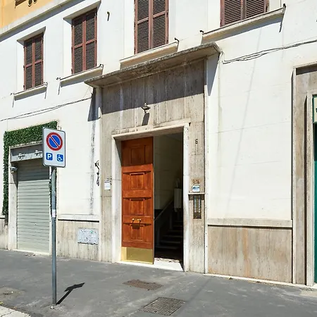 Vatican Boutique Stylish &quite